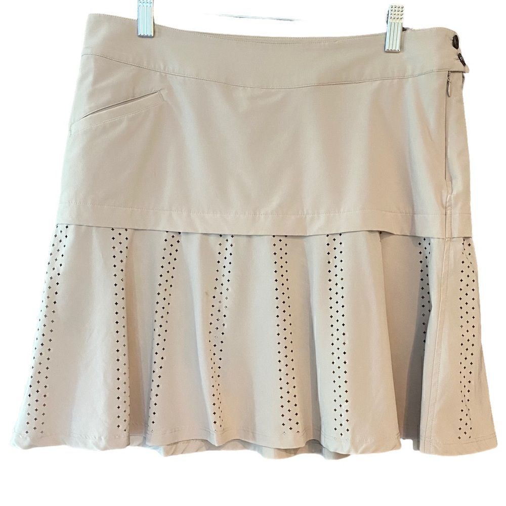 Chase 54 Beige Eyelet Hem Pockets Animal Print Shorts Golf Tennis Skort